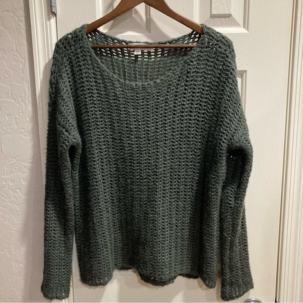 Calvin Klein Women’s Chunky Open Knit Olive Sweater Size M